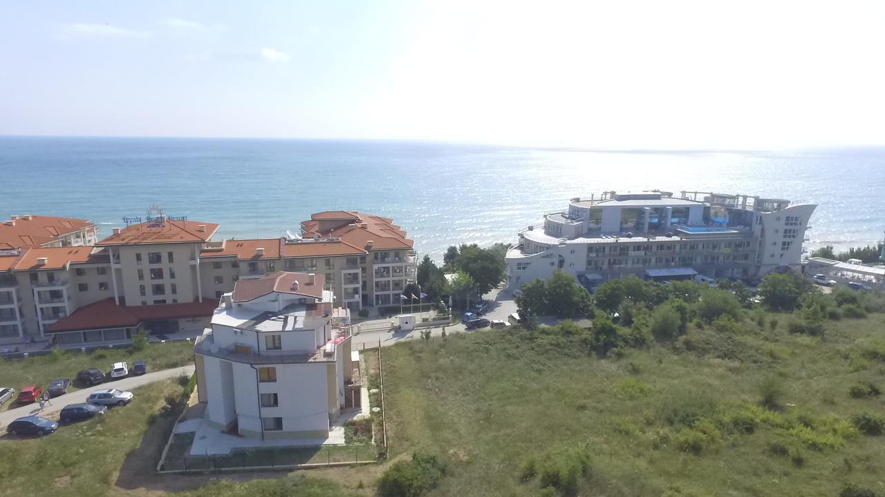 Sani Family Hotel Byala  Exterior photo